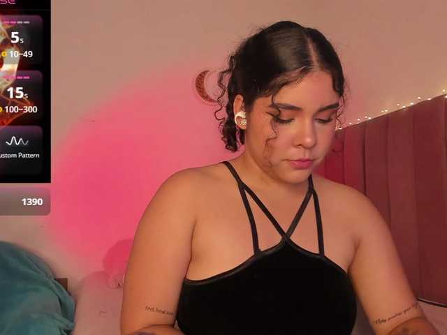 BellaXtar's BongaCams show and profile
