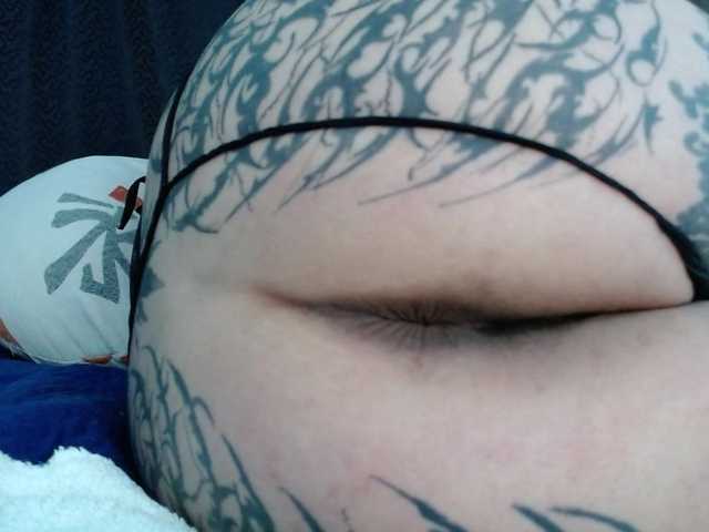 Lizhot2305's BongaCams show and profile