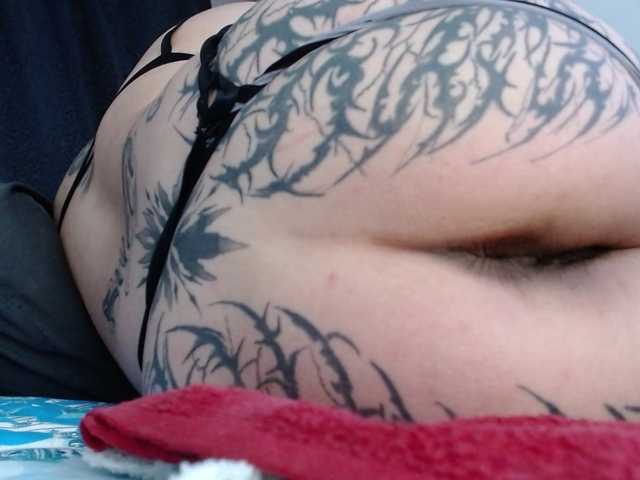 Lizhot2305's BongaCams show and profile