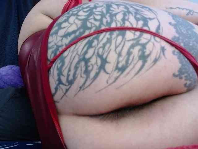 Lizhot2305 Live Webcam on BongaCams