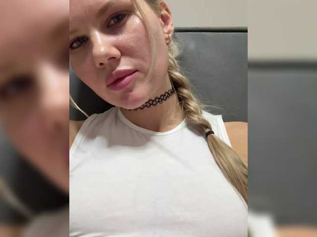 Pinkie-Pie from BongaCams is Freechat