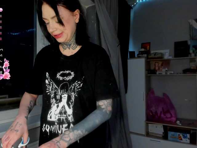 MalinaLaura's BongaCams show and profile