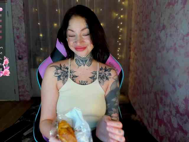 MalinaLaura MalinaLaura