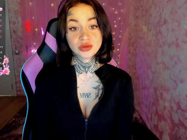 Lil_Lu webcam