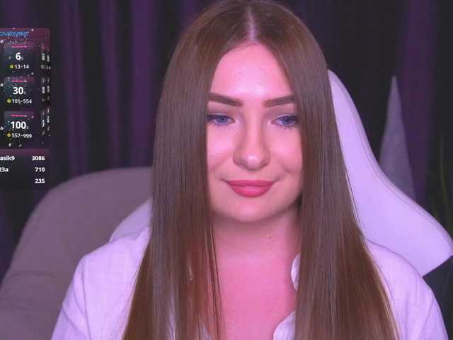 kriss-kisa's BongaCams show and profile