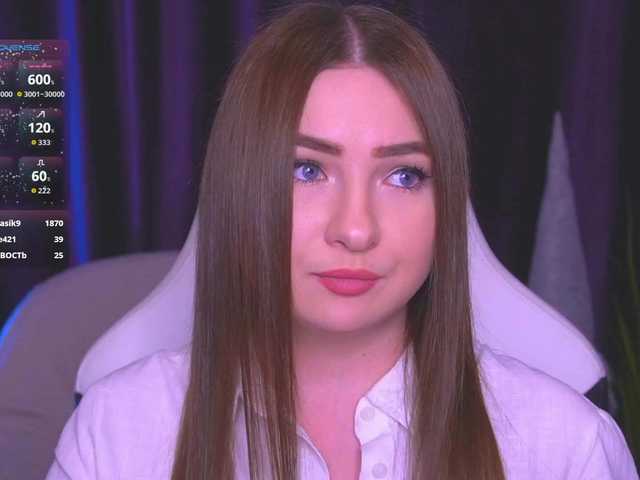 kriss-kisa's BongaCams show and profile