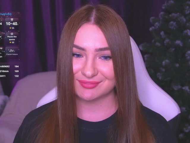 kriss-kisa's BongaCams show and profile