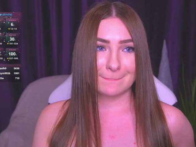 kriss-kisa's BongaCams show and profile