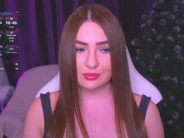 kriss-kisa's BongaCams show and profile