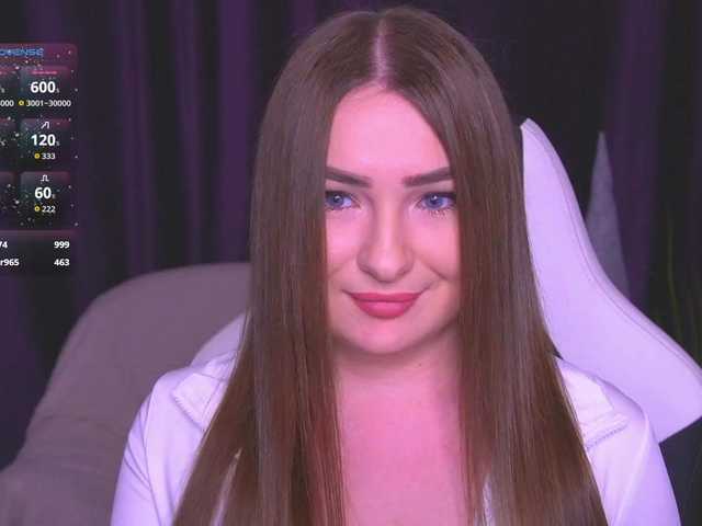 kriss-kisa's BongaCams show and profile