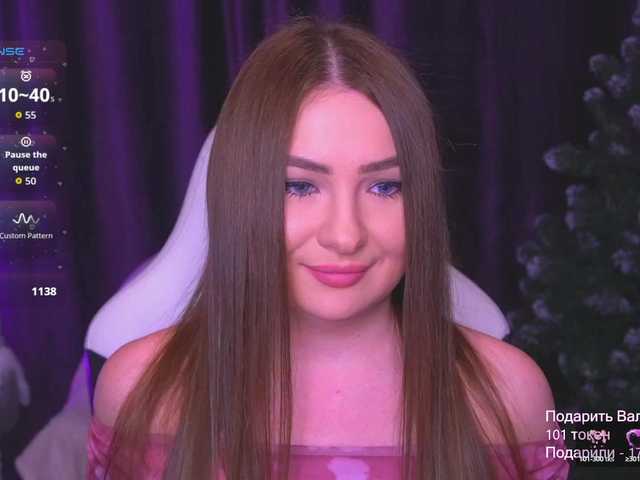 kriss-kisa's BongaCams show and profile