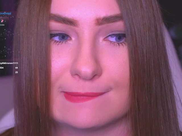 kriss-kisa's BongaCams show and profile