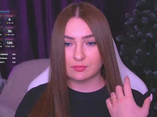 kriss-kisa's BongaCams show and profile