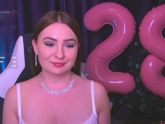 kriss-kisa's BongaCams show and profile