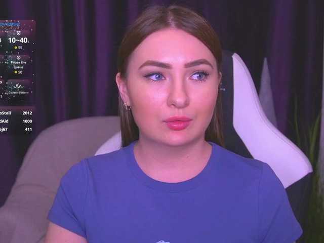 kriss-kisa's BongaCams show and profile