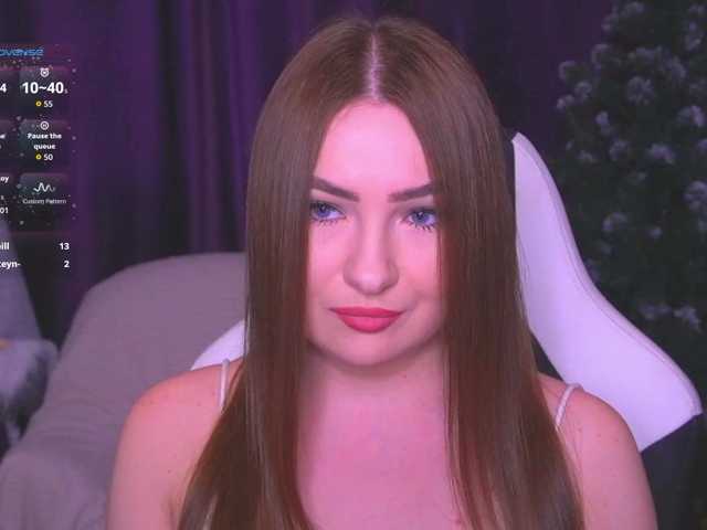 kriss-kisa's BongaCams show and profile