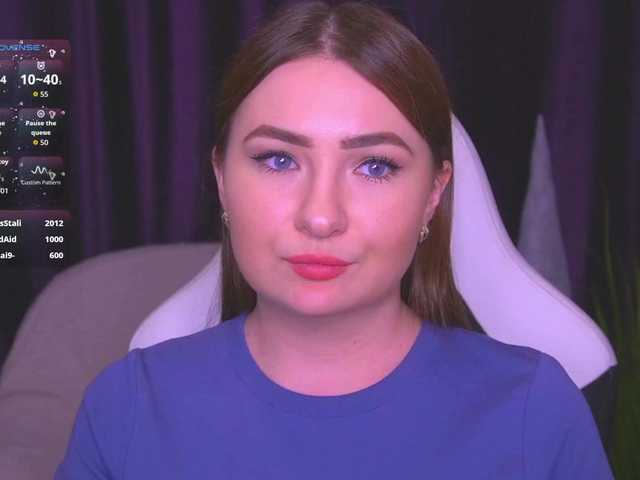 kriss-kisa's BongaCams show and profile