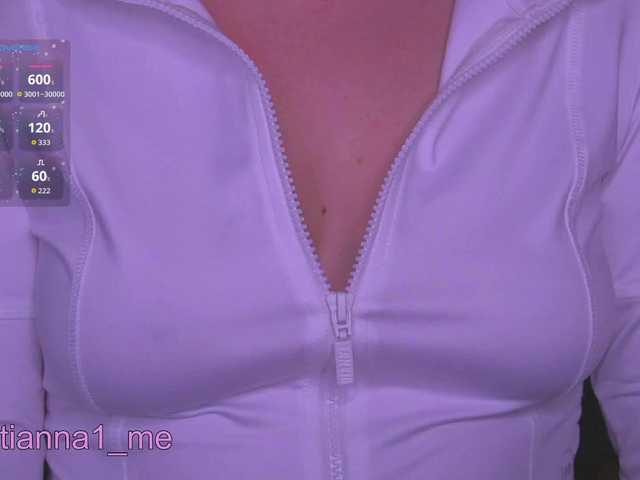 kriss-kisa's BongaCams show and profile