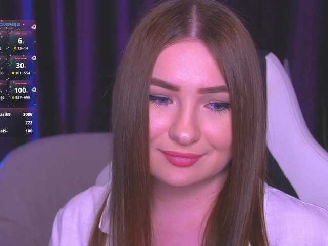 kriss-kisa's BongaCams show and profile