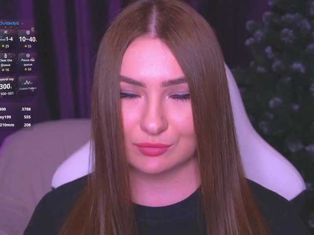 kriss-kisa's BongaCams show and profile