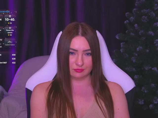 kriss-kisa's BongaCams show and profile