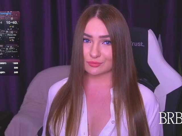 kriss-kisa's BongaCams show and profile