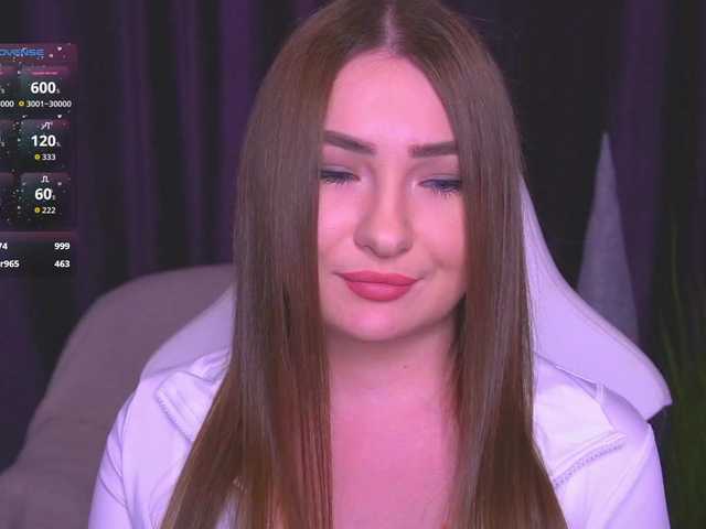 kriss-kisa's BongaCams show and profile