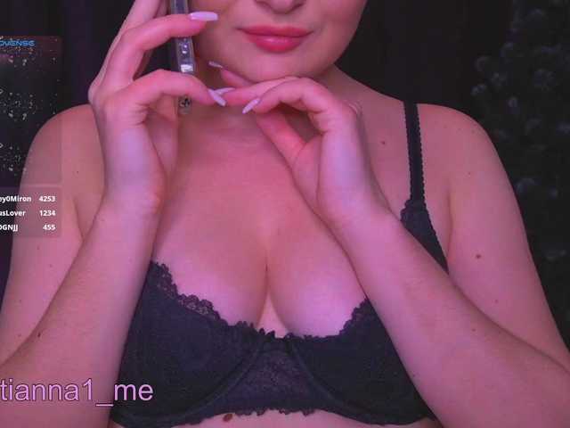 kriss-kisa's BongaCams show and profile