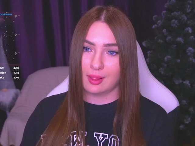 kriss-kisa's BongaCams show and profile