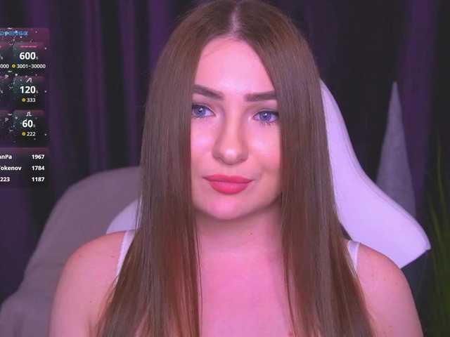 kriss-kisa's BongaCams show and profile