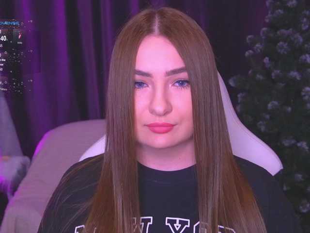 kriss-kisa's BongaCams show and profile