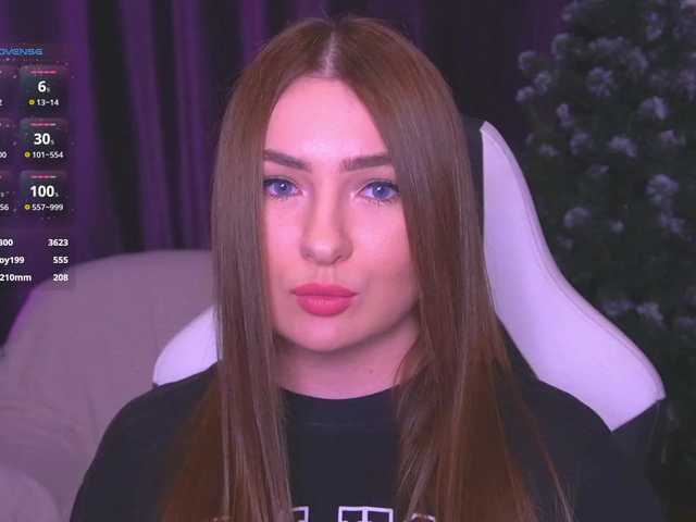 kriss-kisa's BongaCams show and profile