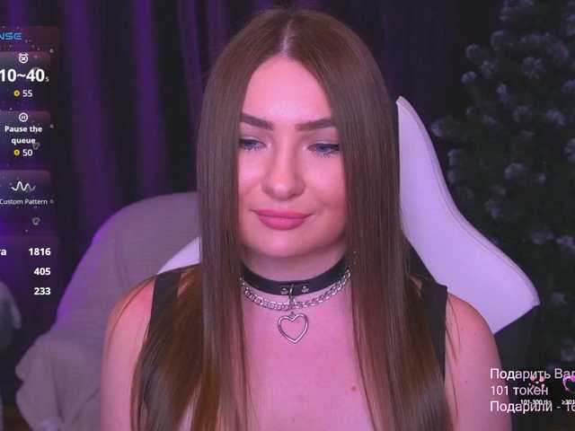 kriss-kisa's BongaCams show and profile