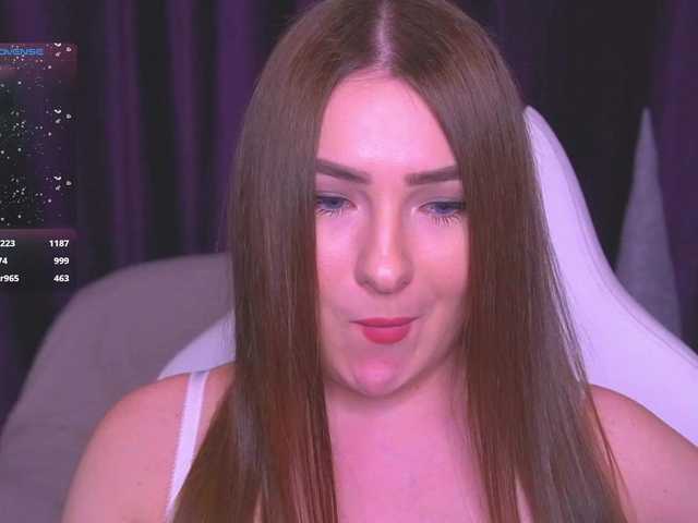 kriss-kisa's BongaCams show and profile