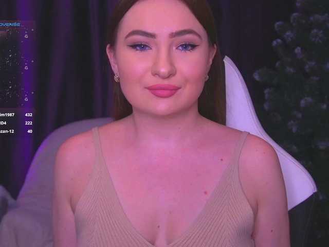 kriss-kisa's BongaCams show and profile