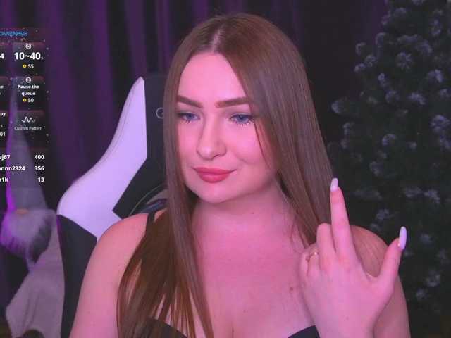 kriss-kisa's BongaCams show and profile