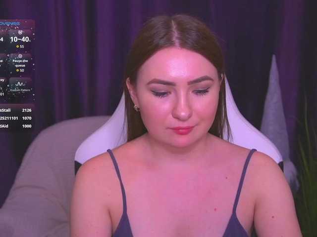 kriss-kisa's BongaCams show and profile