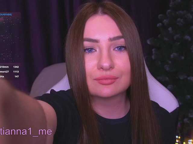 kriss-kisa's BongaCams show and profile