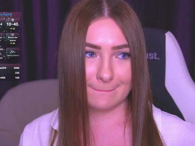 kriss-kisa's BongaCams show and profile