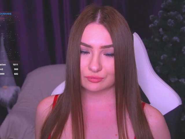 kriss-kisa's BongaCams show and profile