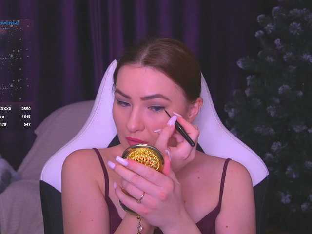 kriss-kisa's BongaCams show and profile