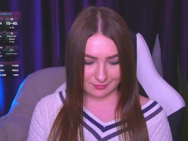 kriss-kisa's BongaCams show and profile