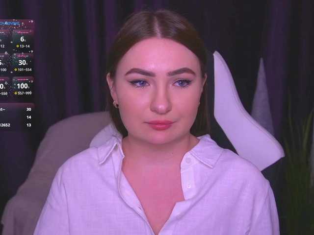 kriss-kisa's BongaCams show and profile