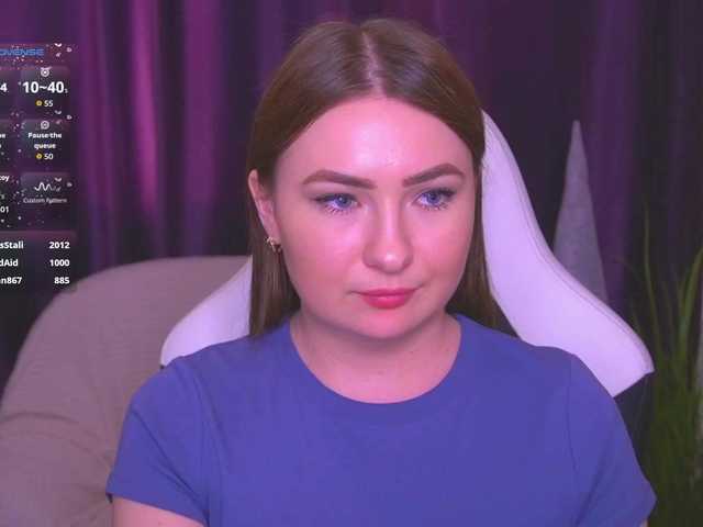 kriss-kisa's BongaCams show and profile