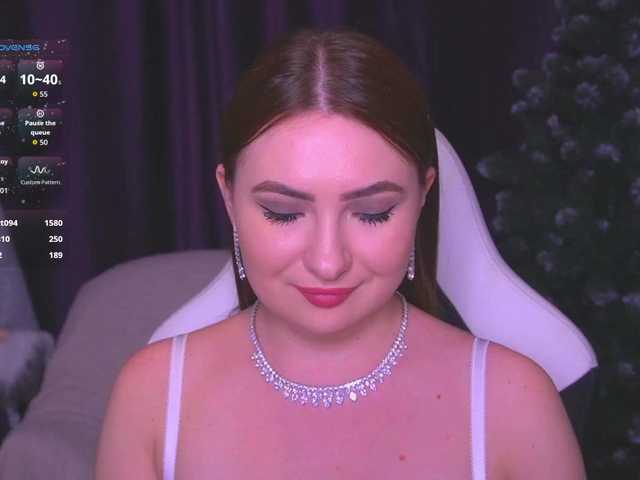 kriss-kisa's BongaCams show and profile