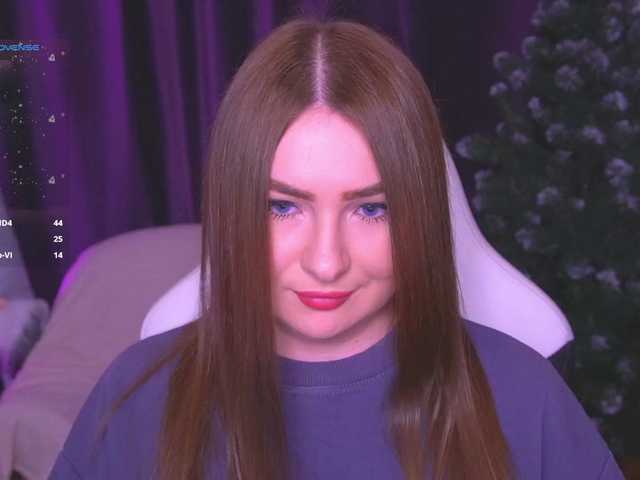 kriss-kisa's BongaCams show and profile