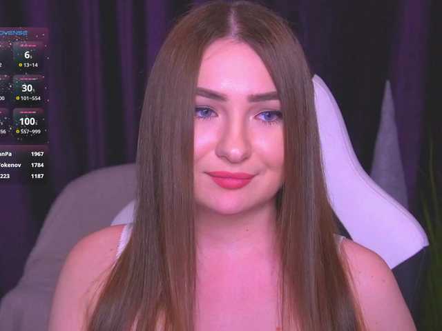 kriss-kisa's BongaCams show and profile