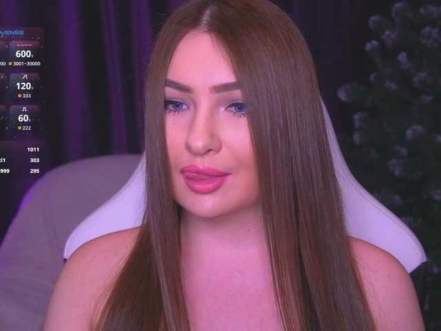 kriss-kisa's BongaCams show and profile