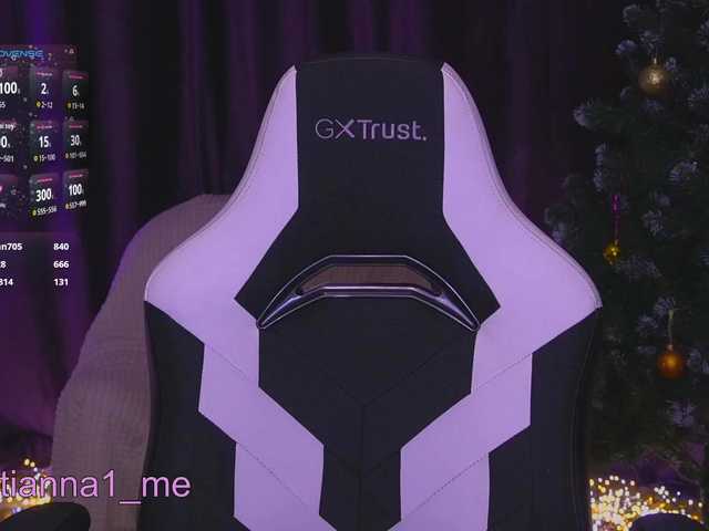 kriss-kisa's BongaCams show and profile