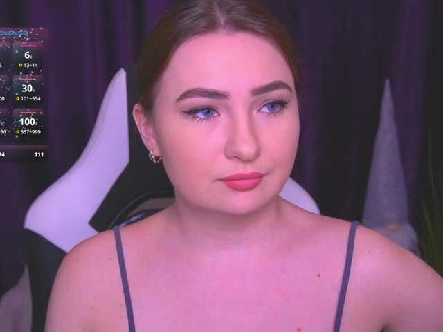 kriss-kisa's BongaCams show and profile